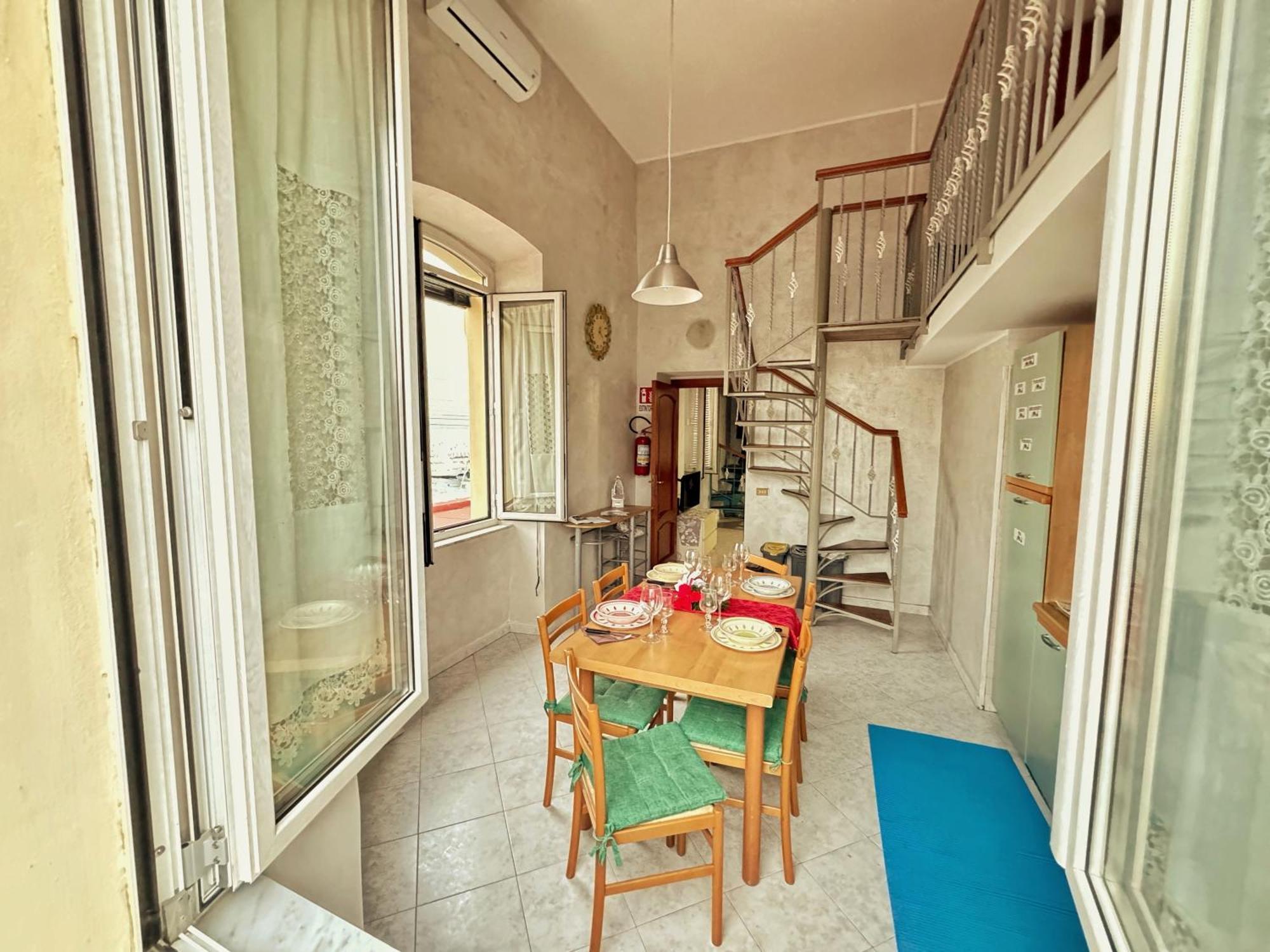 Laura House Apartment Наполи Екстериор снимка
