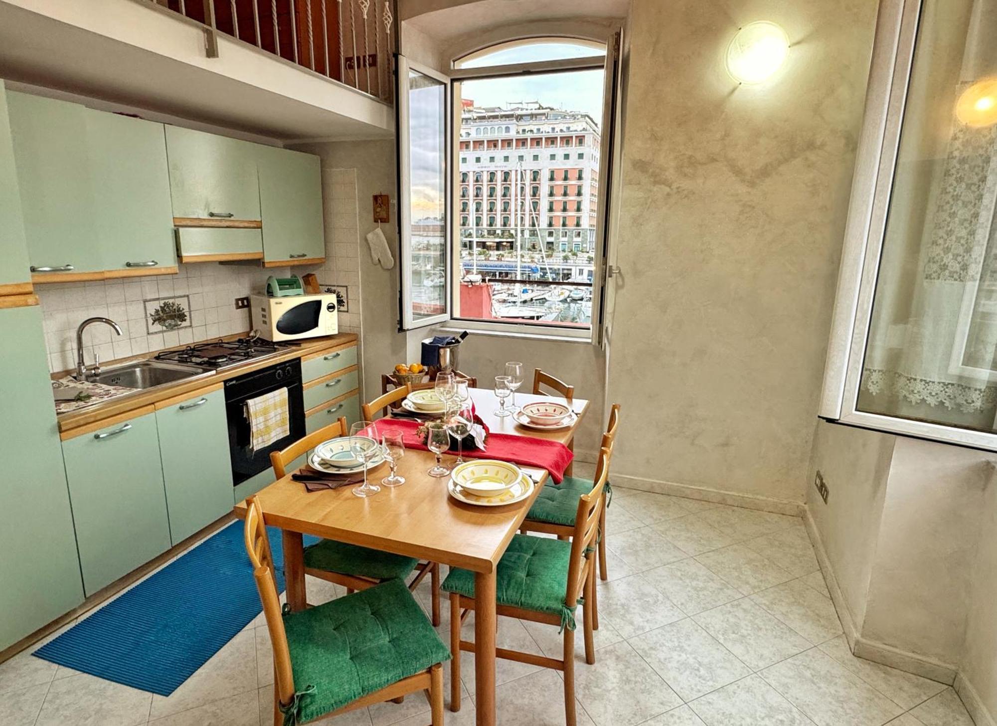 Laura House Apartment Наполи Екстериор снимка