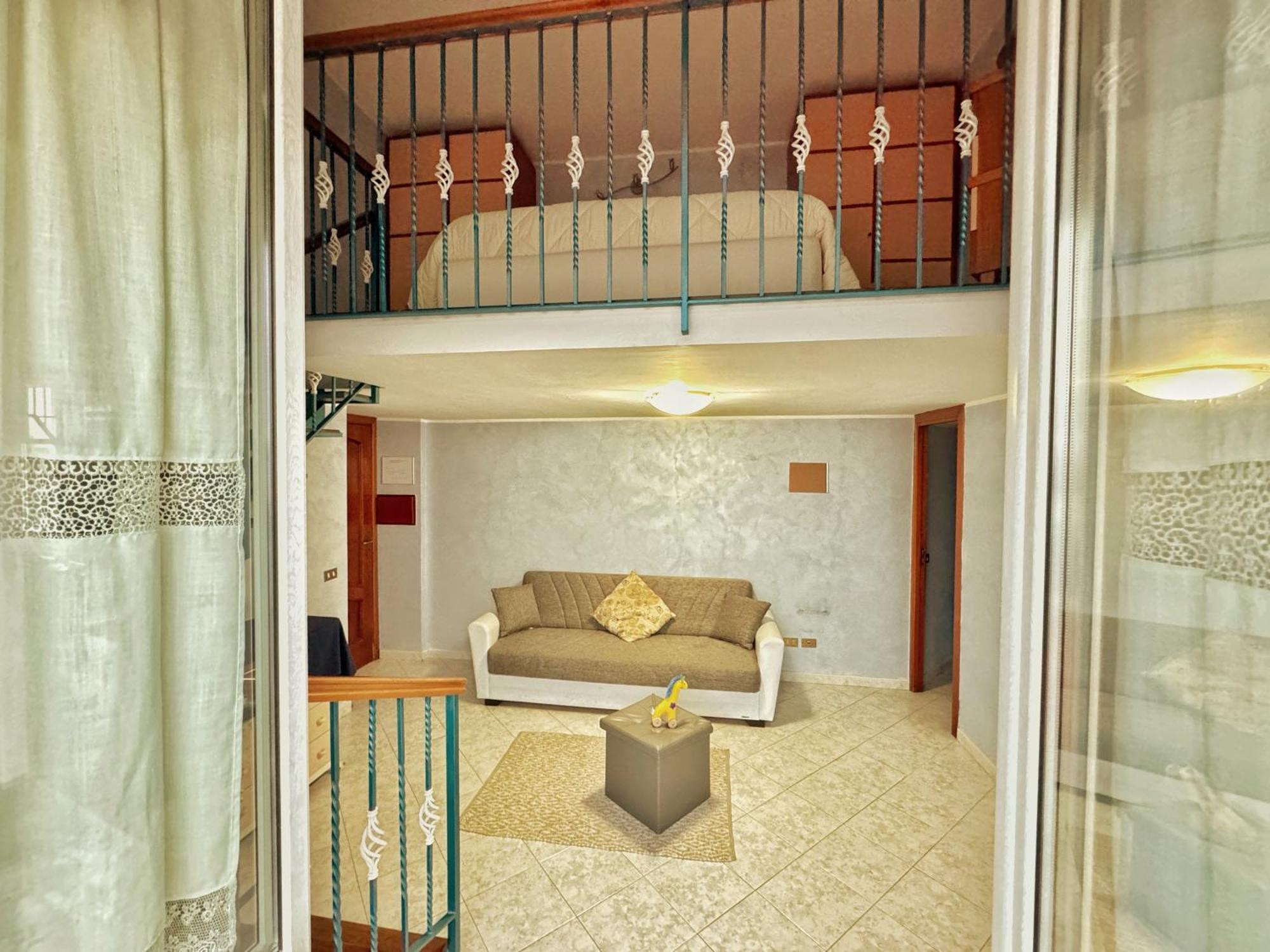 Laura House Apartment Наполи Екстериор снимка